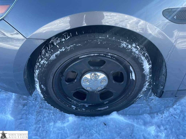 2017-ford-taurus-police-inte-image-23