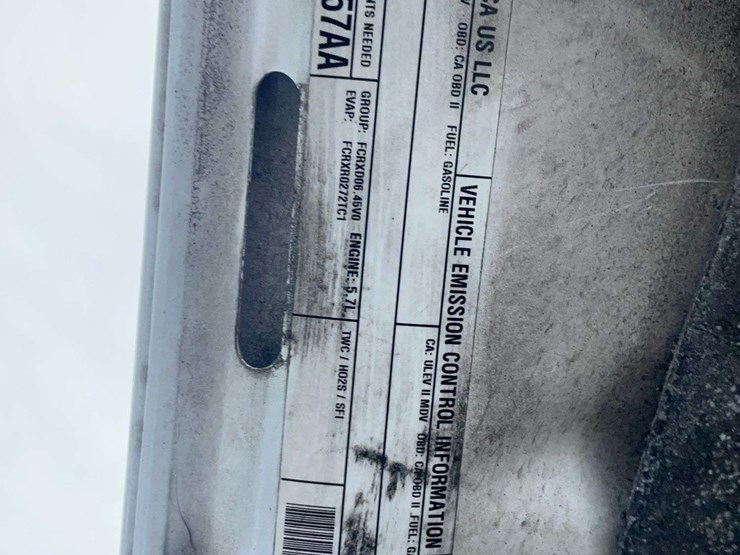 2015-dodge-2500-image-12