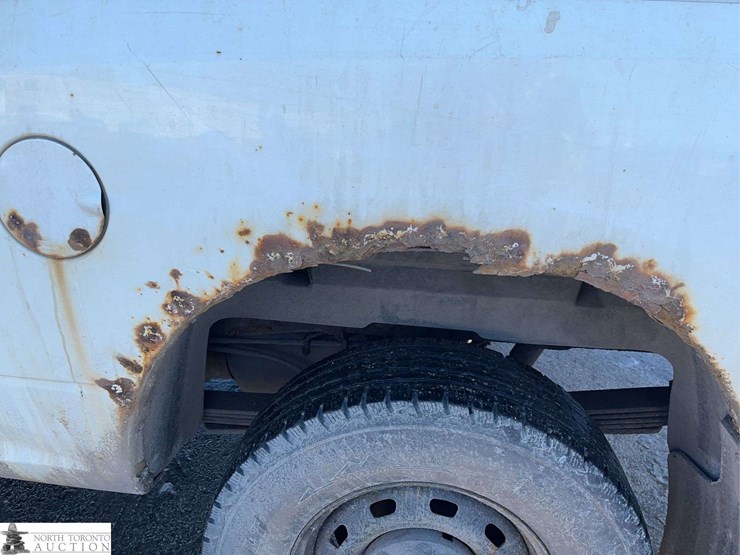 2012-dodge-2500-image-29