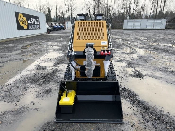 2025-agt-mx-mrt14-mini-compact-track-loader-image-8