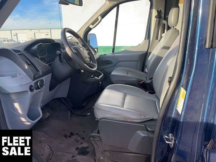 2019-ford-transit-image-14