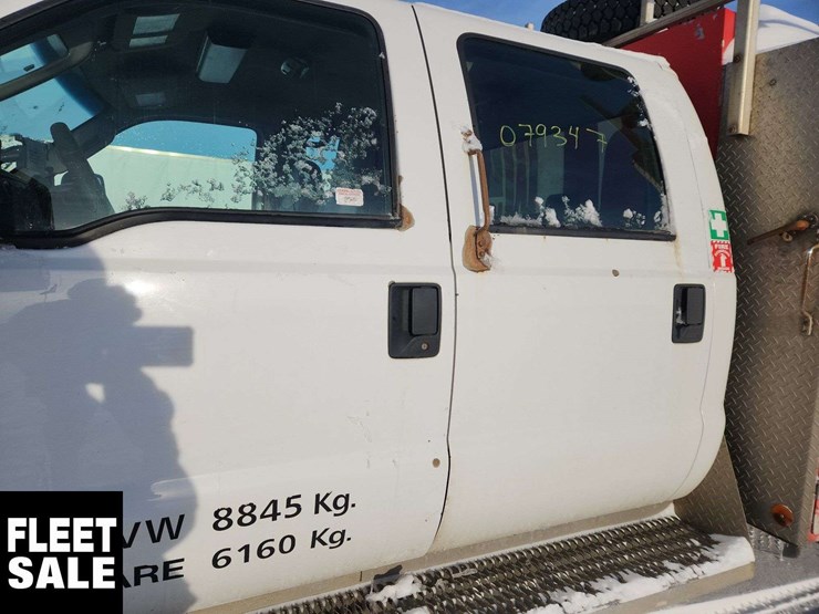 2009-ford-f550-image-47