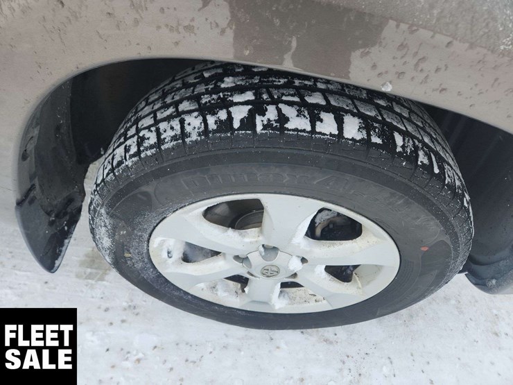 2009-toyota-rav4-image-11