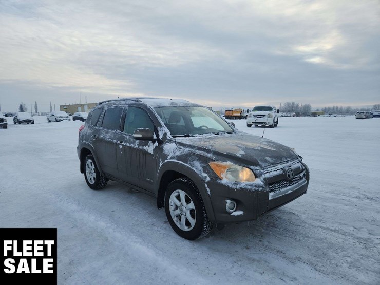 2009-toyota-rav4-image-2