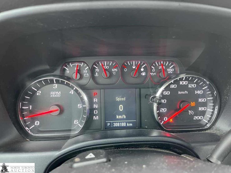 2016-chevrolet-silverado-1500-image-13