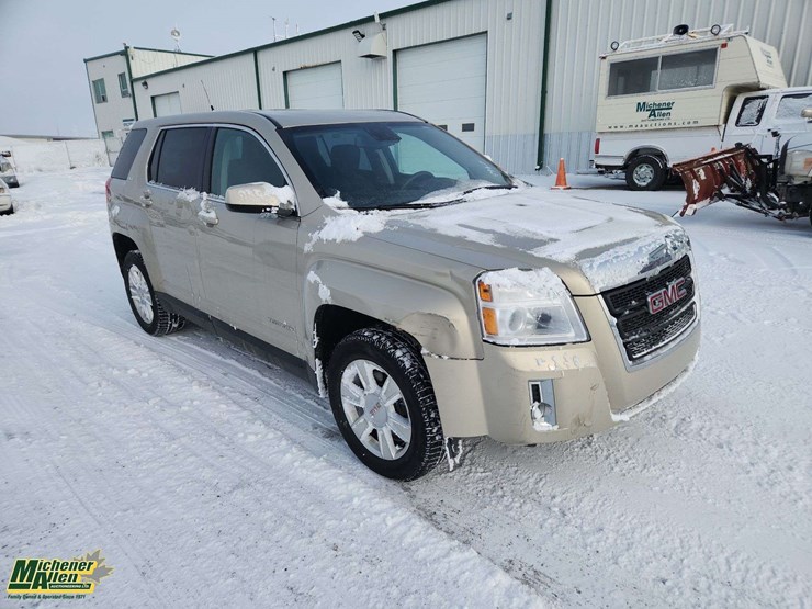 2012-gmc-f-image-2