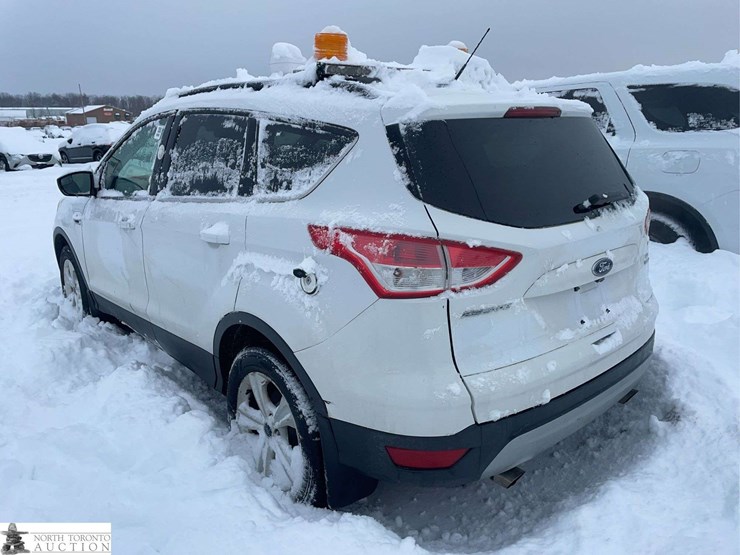 2016-ford-escape-image-2