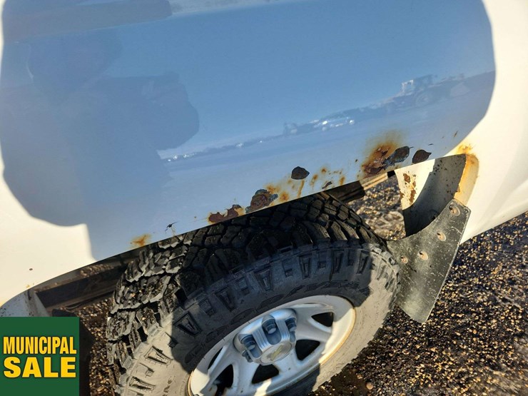 2014-chevrolet-silverado-1500-image-34