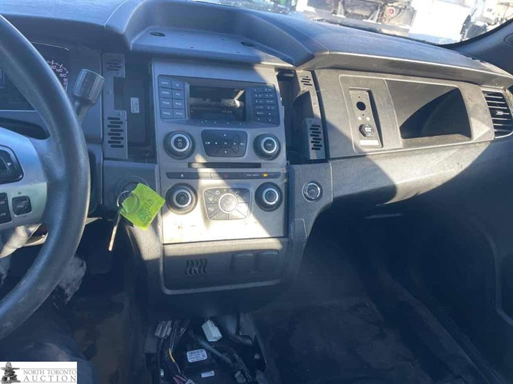 2017-ford-taurus-police-inte-image-21