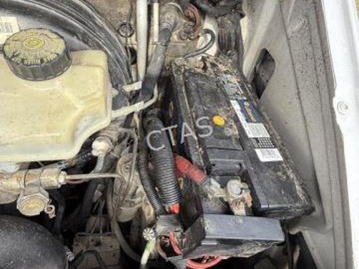 2005-dodge-3500-image-21