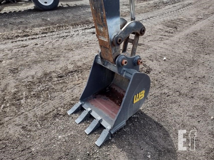 2022-deere-26g-image-18