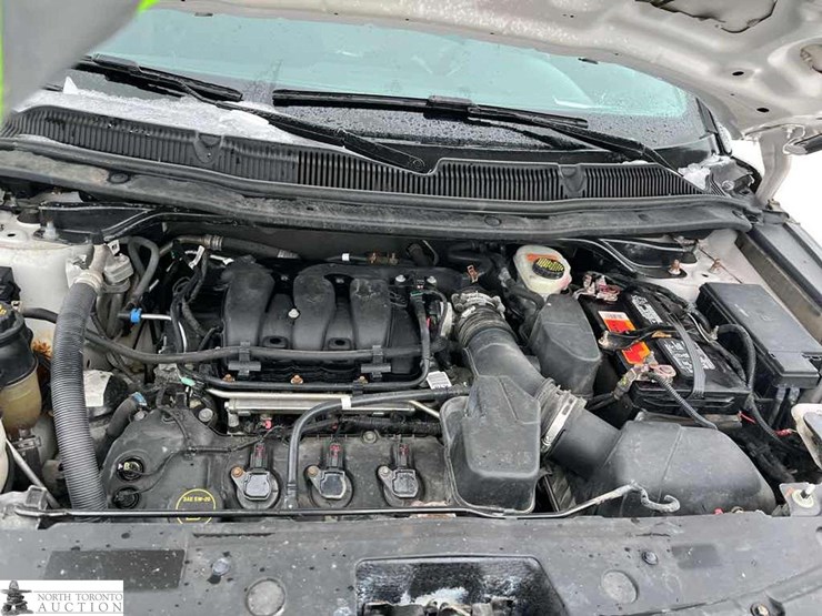 2017-ford-explorer-image-59