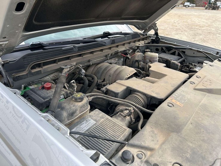 2018-chevrolet-silverado-1500-image-9