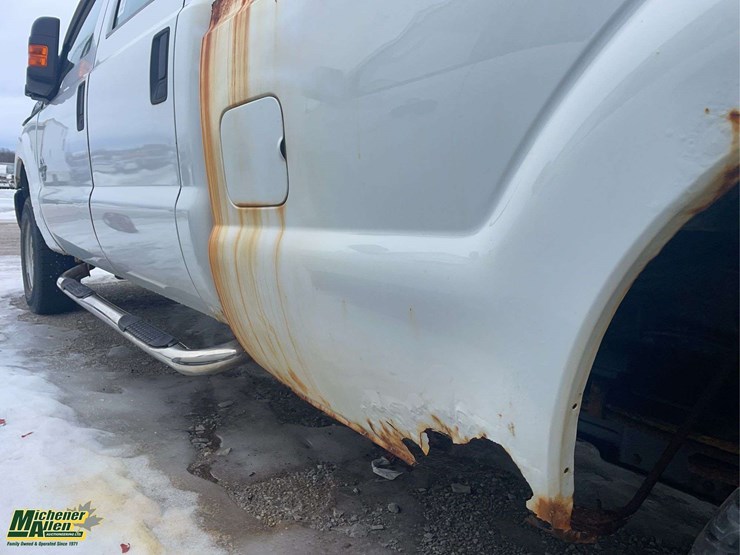 2011-ford-f250-image-33