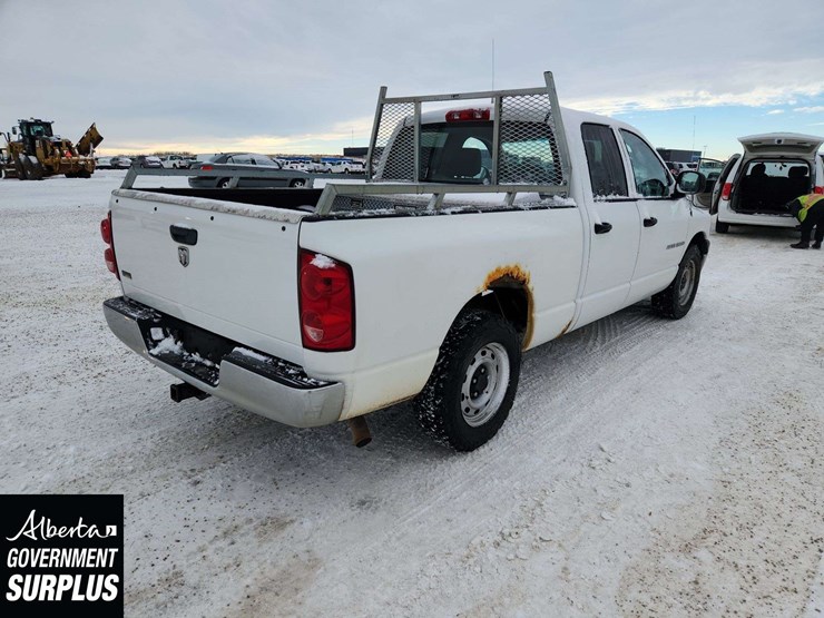2007-dodge-ram-1500-image-4