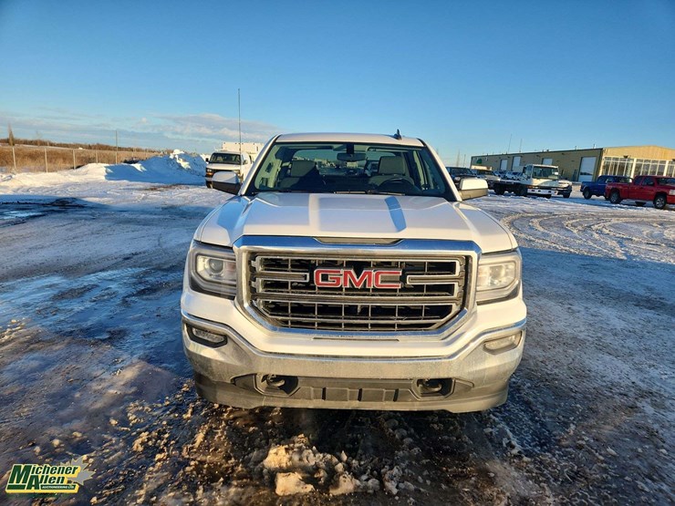 2018-gmc-sierra-1500-image-8