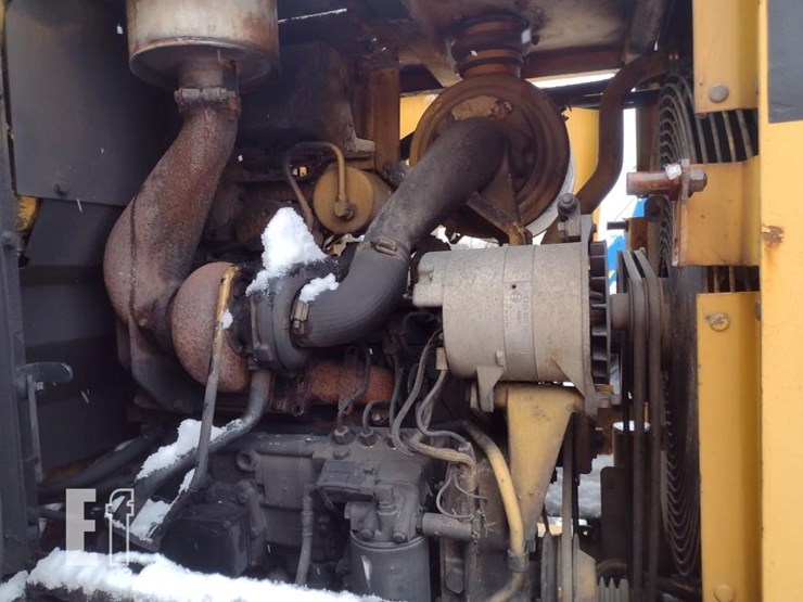 caterpillar-it28-image-28