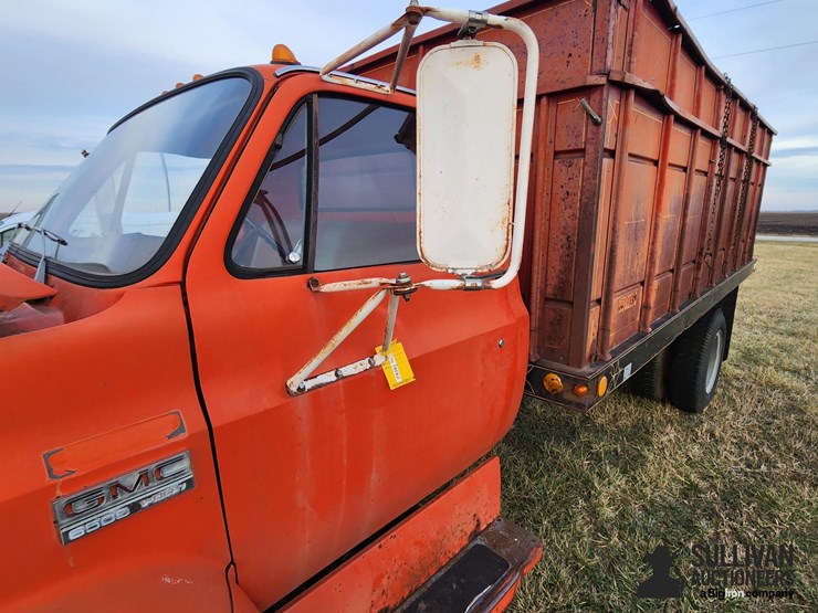 1976-gmc-c6500-s/a-grain-truck-image-17