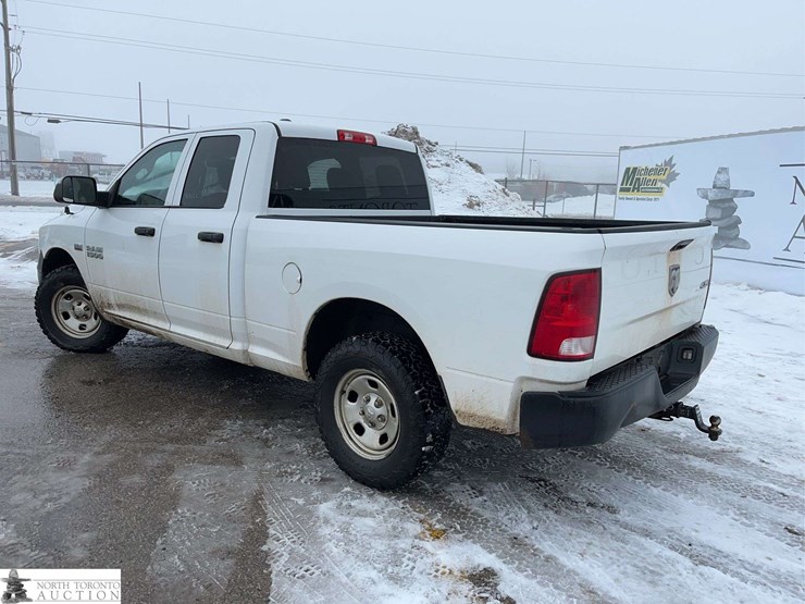 2018-dodge-1500-image-2