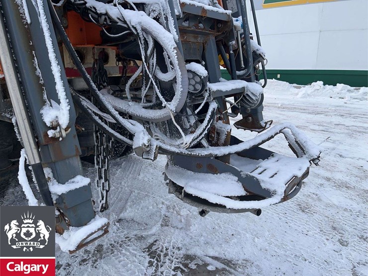 2019-international-workstar-7400-image-21