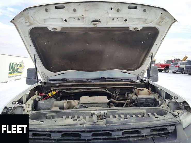 2020-chevrolet-silverado-2500hd-image-26