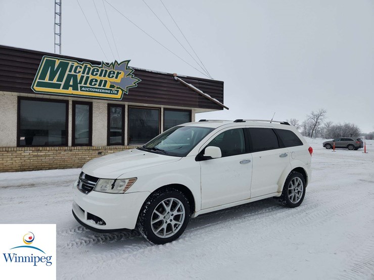 2011-dodge-journey-image-1