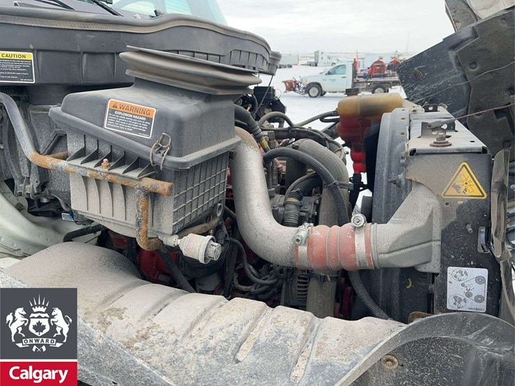 2019-international-workstar-7400-image-23