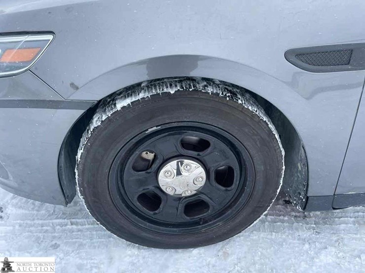 2017-ford-taurus-police-inte-image-22