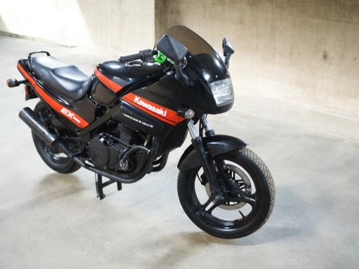 1989-kawasaki-ex500-ninja-motorcycle-image-2
