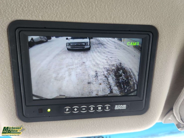 2016-chevrolet-express-s/a-ambulance-image-23