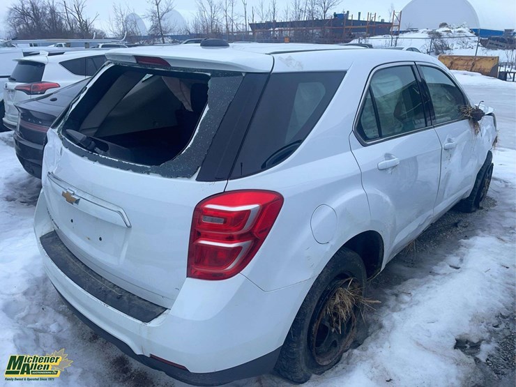 2017-chevrolet-equinox-image-4