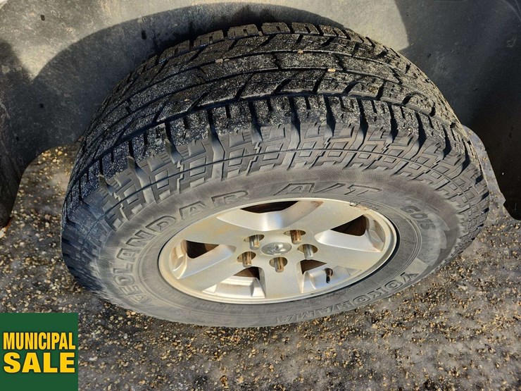 2011-dodge-1500-image-13