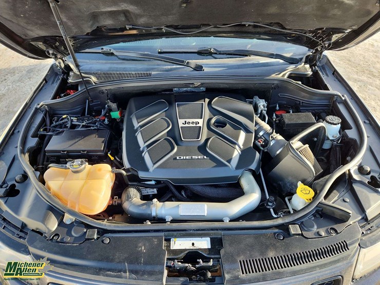 2014-jeep-grand-cherokee-image-29