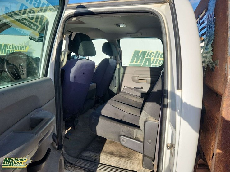 2013-gmc-sierra-2500hd-image-31