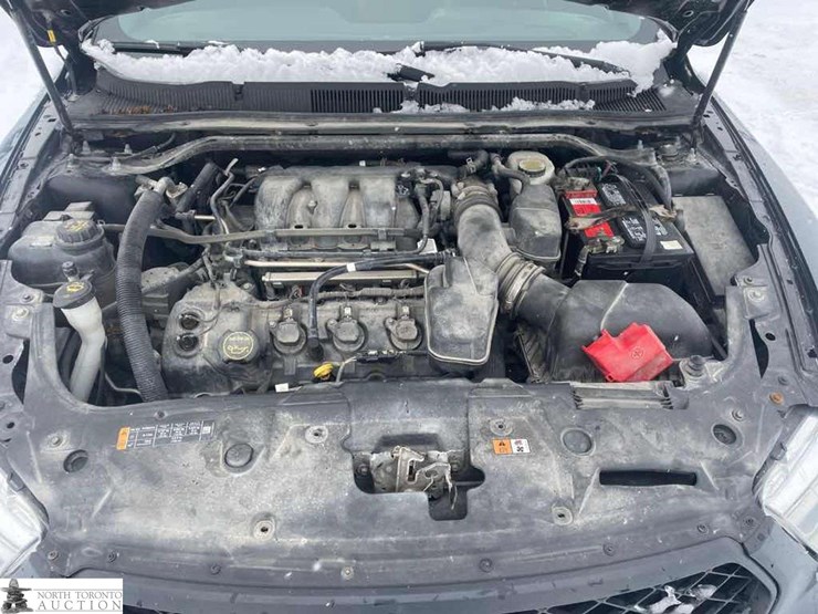 2017-ford-taurus-police-inte-image-8