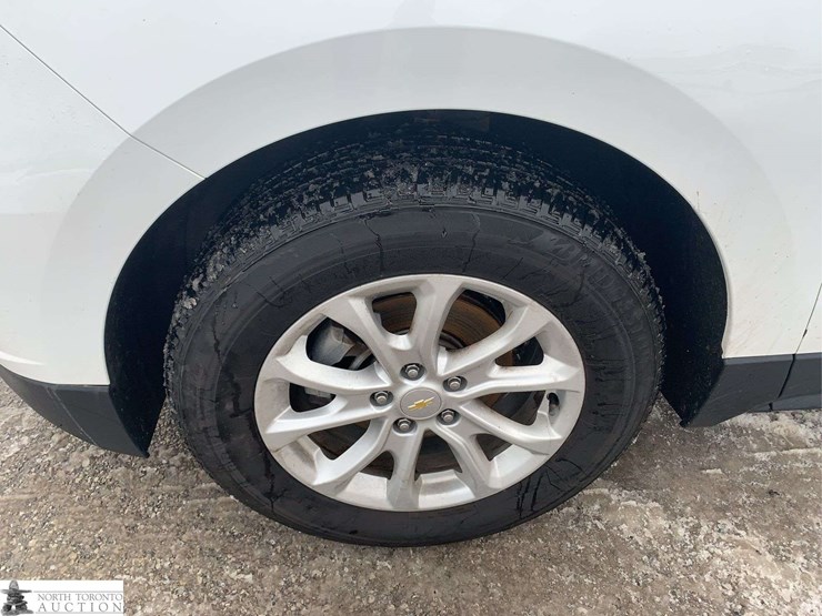 2018-chevrolet-equinox-image-11