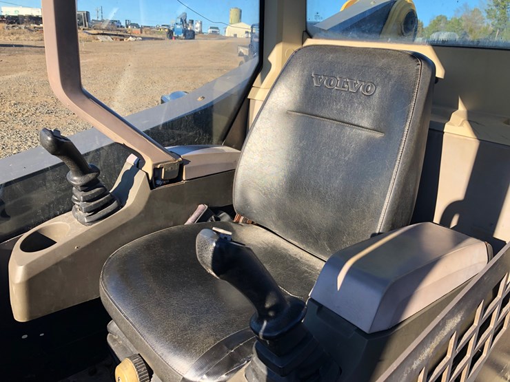 volvo-mc110c-image-8