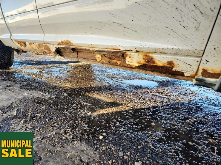 2011-dodge-1500-image-34