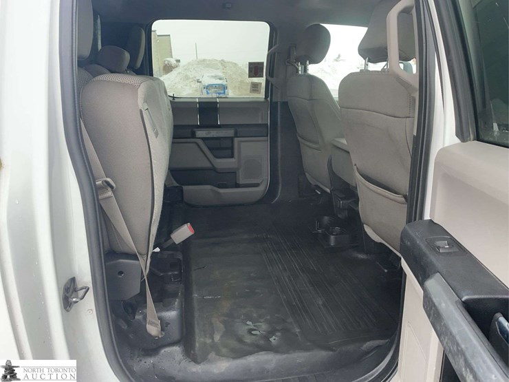 2017-ford-f150-image-25