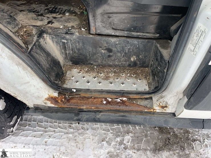 2016-ford-transit-image-26