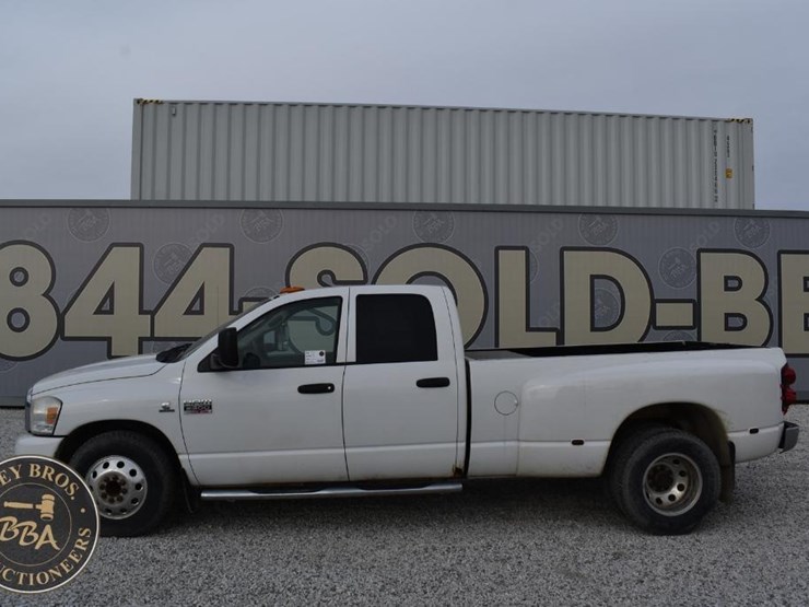 2007-dodge-ram-3500-image-2