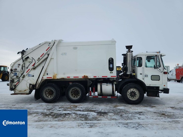 2010-autocar-xpeditor-image-8