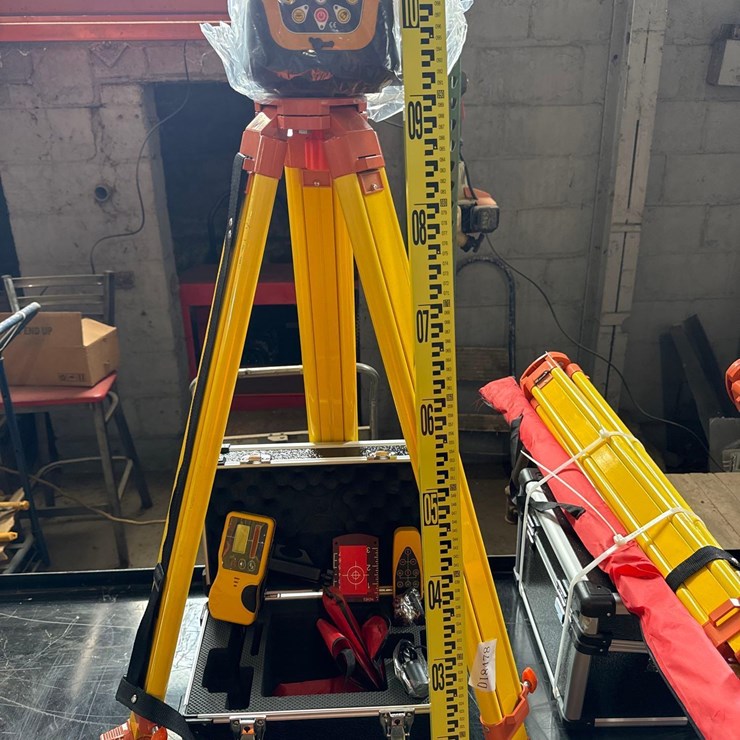 NEW SKLP ROTARY LASER LEVEL SET