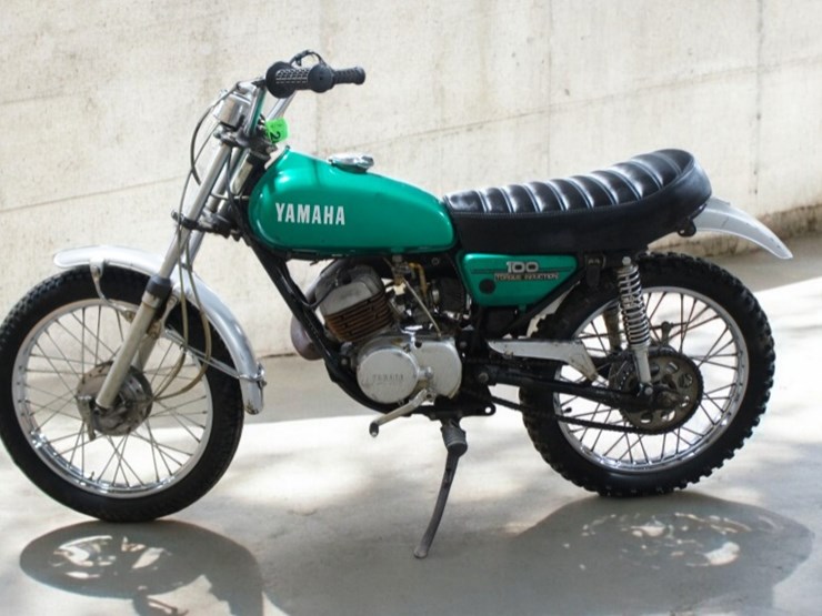 1972-yamaha-lt2-motorcycle-image-4