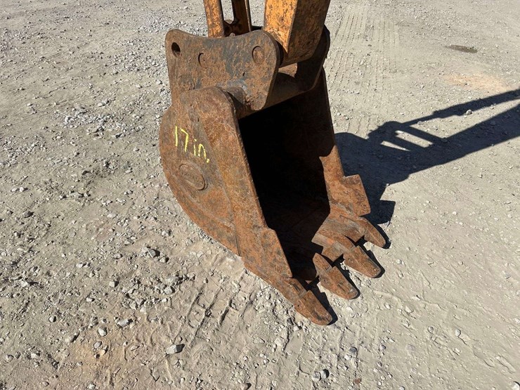 2016-case-cx55b-image-15