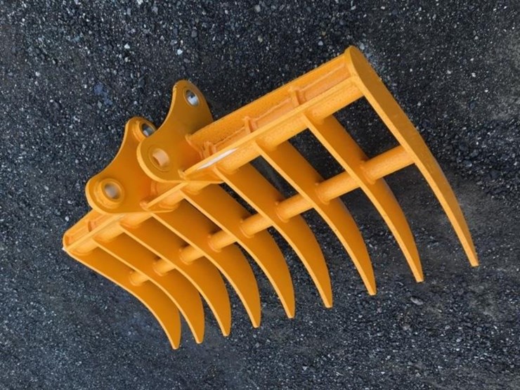 2025-caterpillar-305-image-2