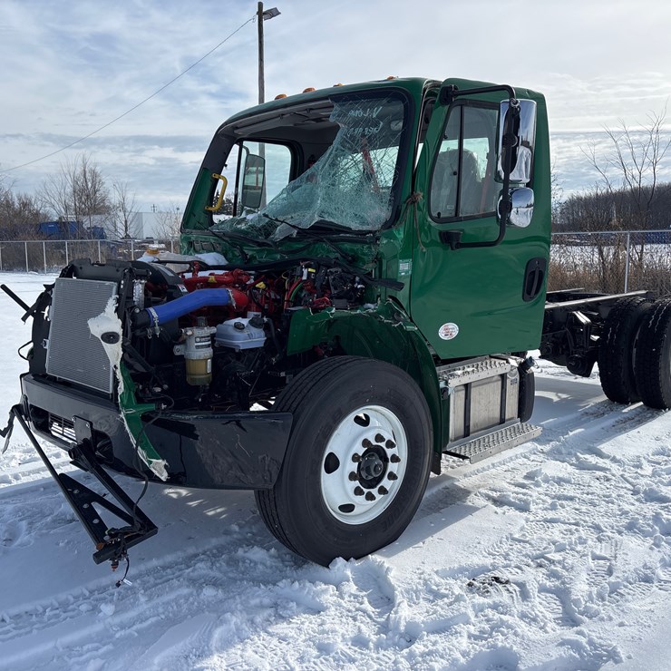 2024 FREIGHTLINER M2 106