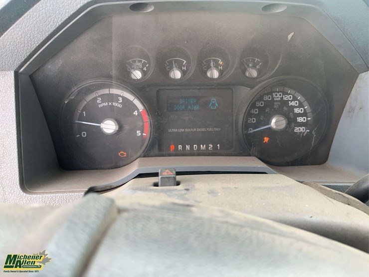 2014-ford-f550-image-18