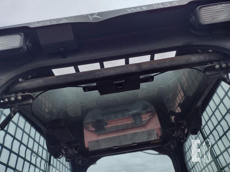 2019-kubota-svl95-2s-image-15