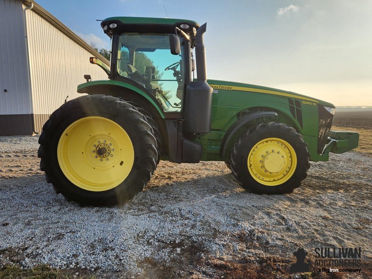 2012-john-deere-8260r-image-4
